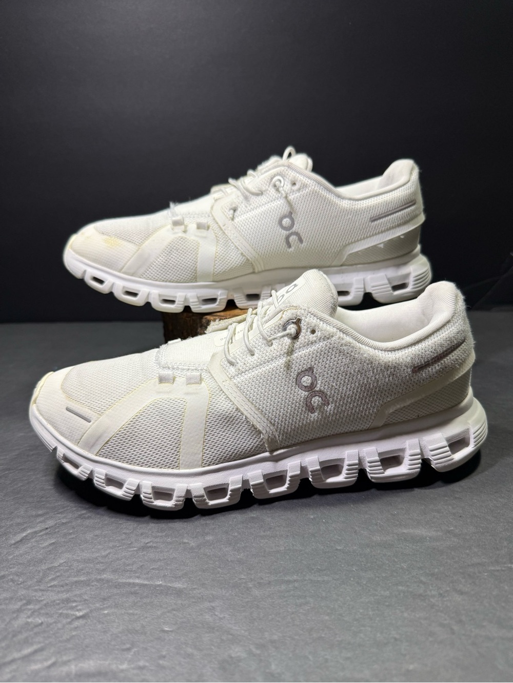 On Running Cloud 6 Women’s White Running Walking Sneakers Shoe Size-8